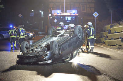 Plochingen: Nicht aufgepasst und auf dem Dach gelandet